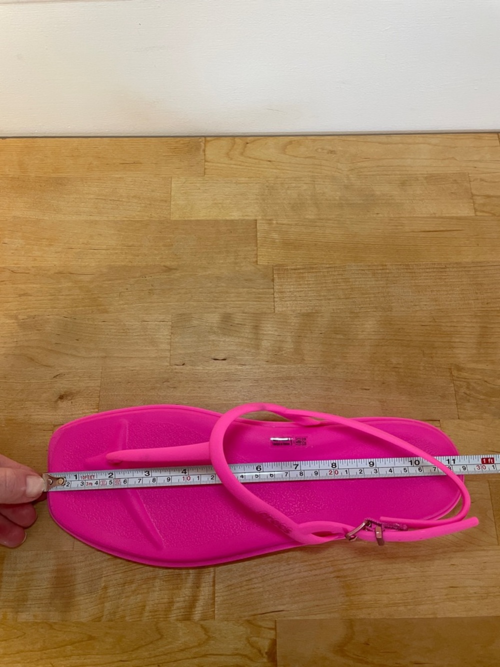 Crocs Women's Miami Thong Flip hot pink sandals size 11 - Picture 15 of 16